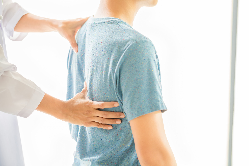 Lombalgie : Comment surmonter la douleur en bas du dos